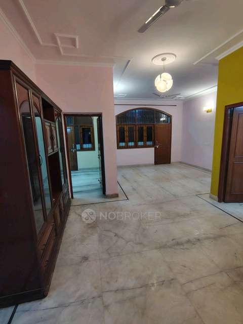 4 BHK Flat In Ardee City for Rent  In C3pf+qp2, Block D, Ardee City, Sector 52, Gurugram, Haryana 122003, India