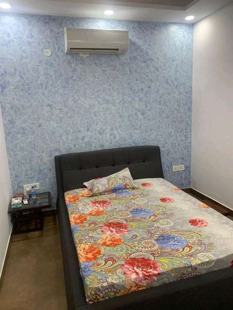 1 BHK Flat In Greater Kailash 1 for Rent  In Greater Kailash