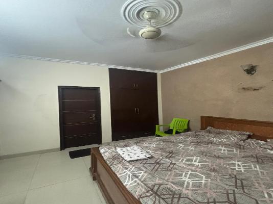 1 RK House for Rent  In 290, Sector 40 Rd