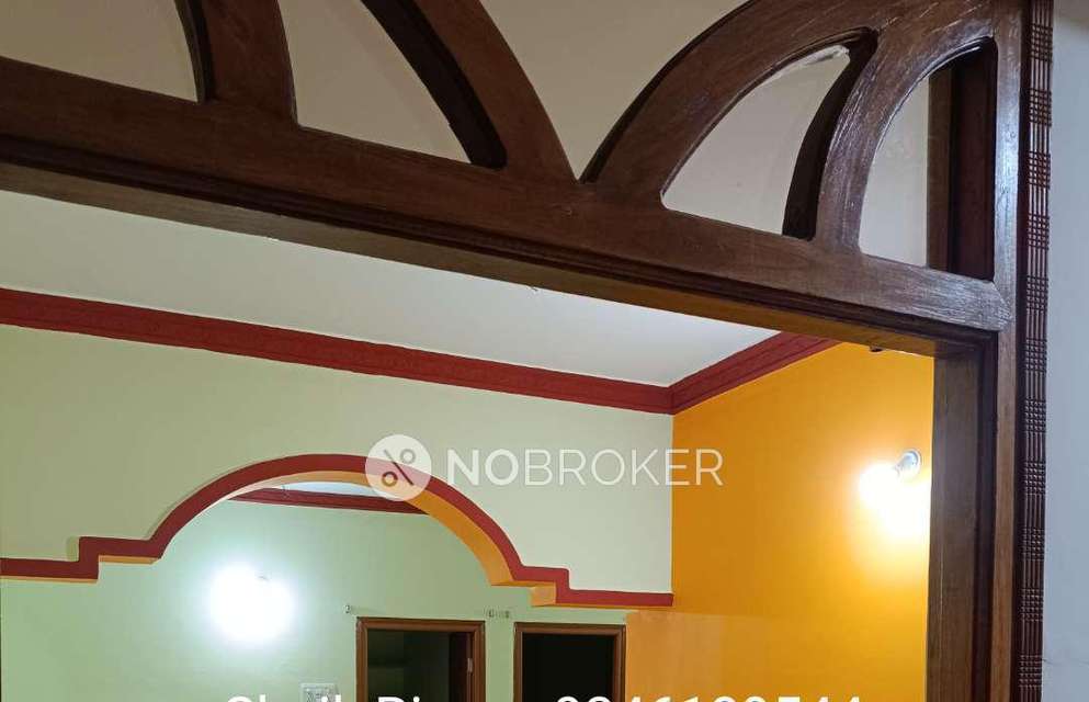 2 BHK Flat In Mustafa Building  For Sale  In New Malakpet