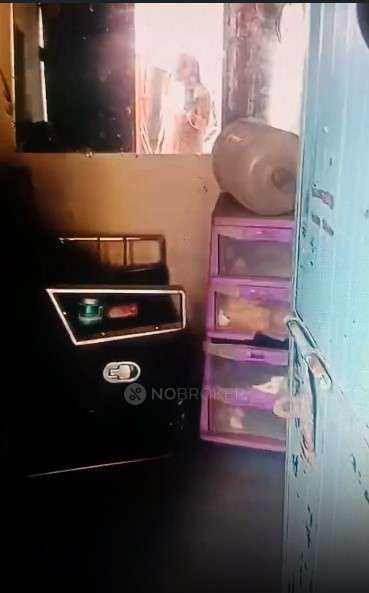 Shop in Pestom Sagar Road Number 5, Mumbai for Rent 