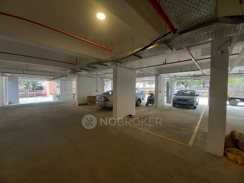 4 BHK Flat In Radiance Majestic, Valasaravakkam  For Sale  In Valasaravakkam 