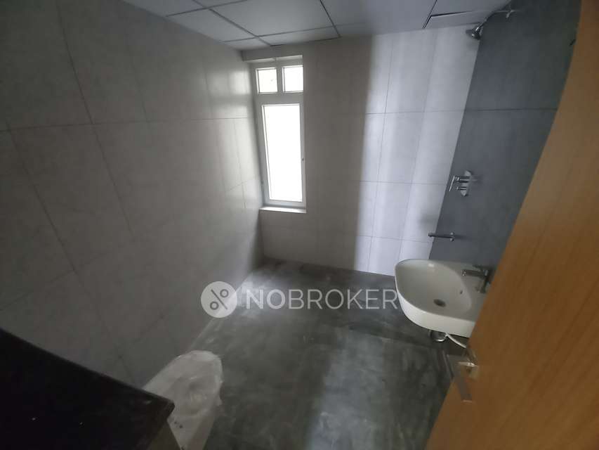 4 BHK Flat In Radiance Majestic, Valasaravakkam  For Sale  In Valasaravakkam 