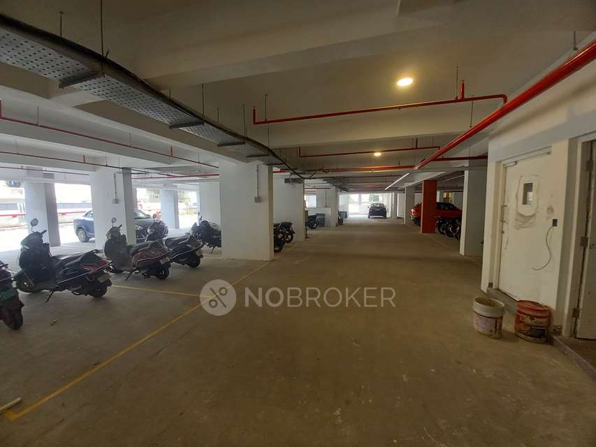 4 BHK Flat In Radiance Majestic, Valasaravakkam  For Sale  In Valasaravakkam 