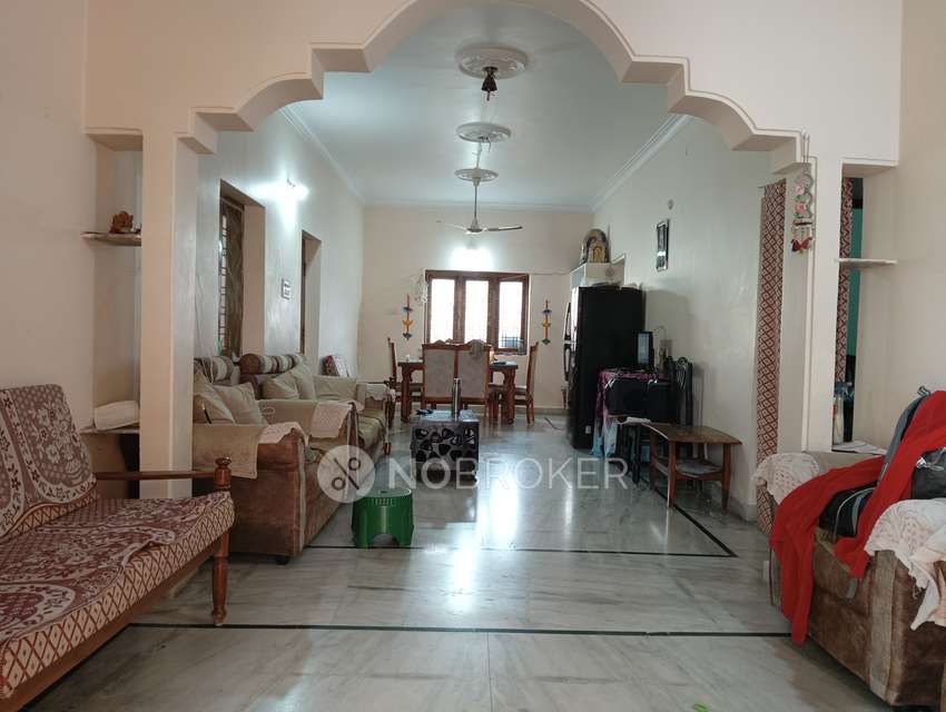 4+ BHK Flat For Sale  In Kapra