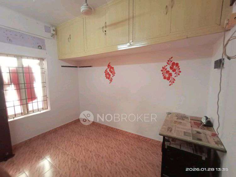 1 BHK Flat In Housing Board for Rent  In 157, Kasturba Nagar 4th Main Rd, Rukmani Nagar, Adyar, Chennai, Tamil Nadu 600020, India