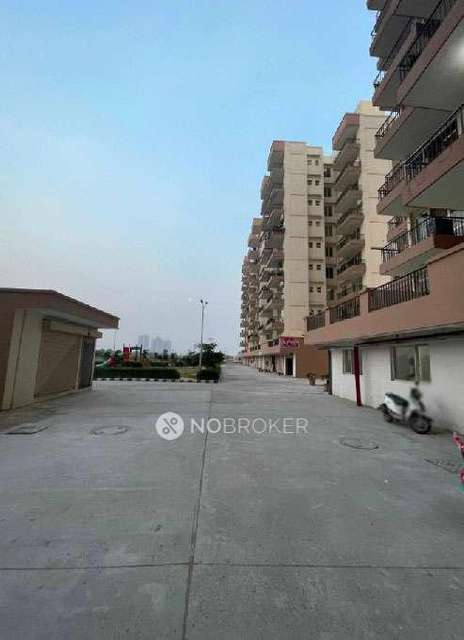 2 BHK Flat In Hcbs Sports Ville For Sale  In Sector 61