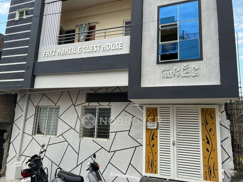 1 BHK Flat In Faiz Manzil for Rent  In Serilingampalle