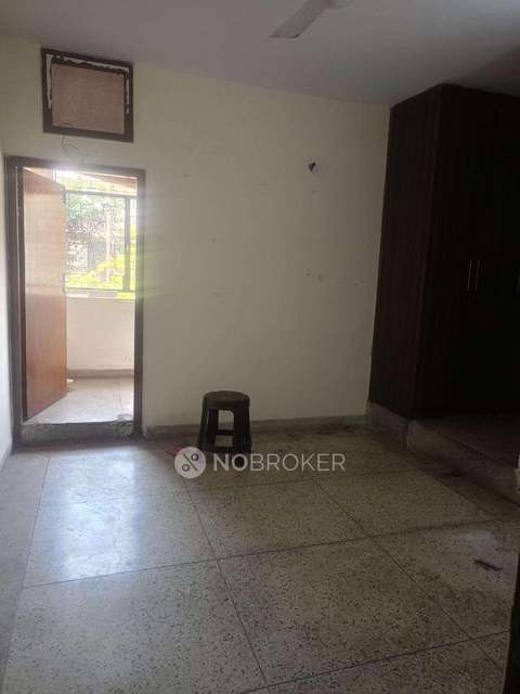 2 BHK Flat In Double Storey For Sale  In Kalkaji