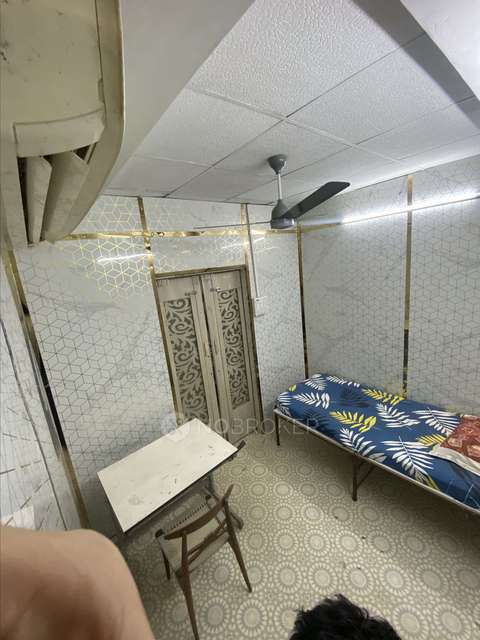 PG for Girls in Snooty Studio