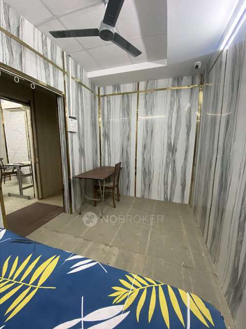 PG for Girls in Snooty Studio