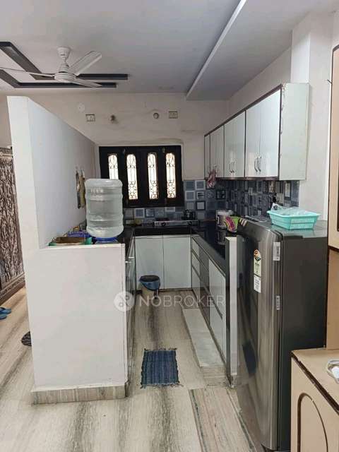 1 BHK House for Rent  In Maharaja Colony Rd