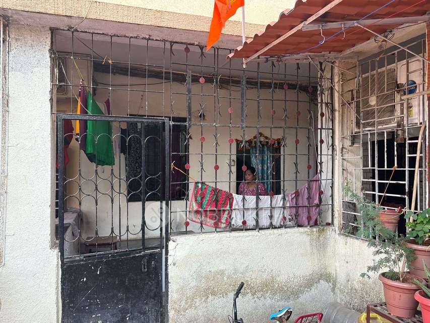 1 BHK Flat In Sb For Sale  In Chembur