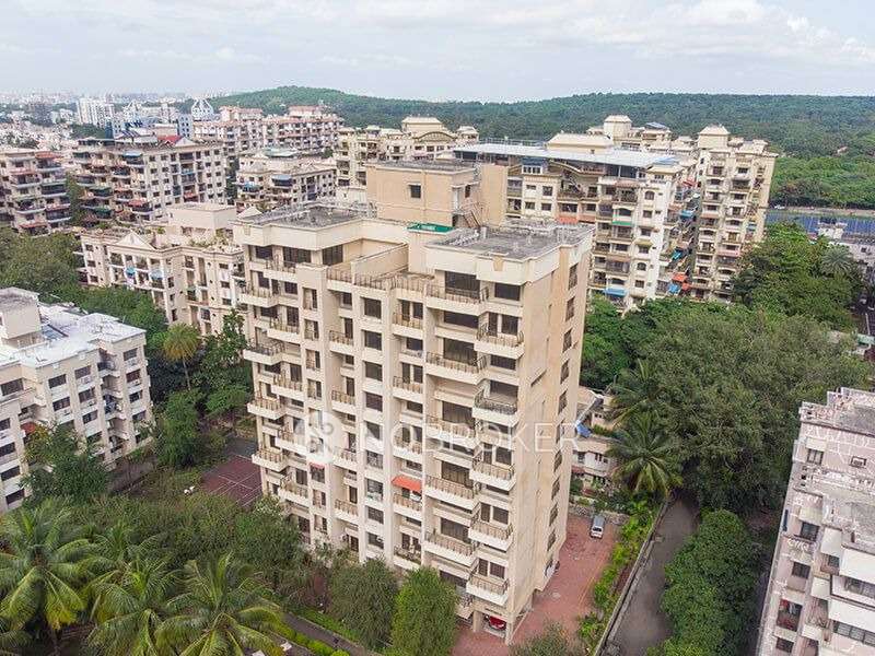 1 BHK Flat In Raheja Garden Society For Sale  In Wanowrie