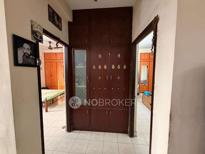 2 BHK Flat In Bhashiyam Navrathna Apartments  For Sale  In Thiruneermalai Main Road