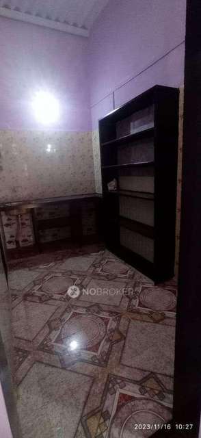 1 RK Flat In A-7shiv Prerna Chawl For Sale  In Thane West