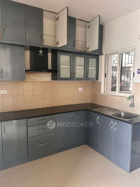 2 BHK Flat In Keerthi Royal Palms for Rent  In  Electronic City