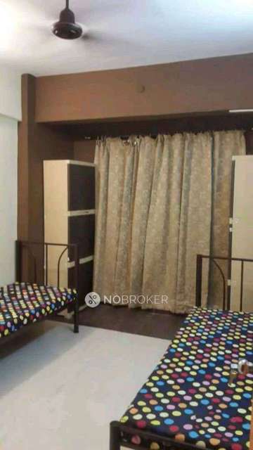 PG for Anyone in Nerul Station Complex 