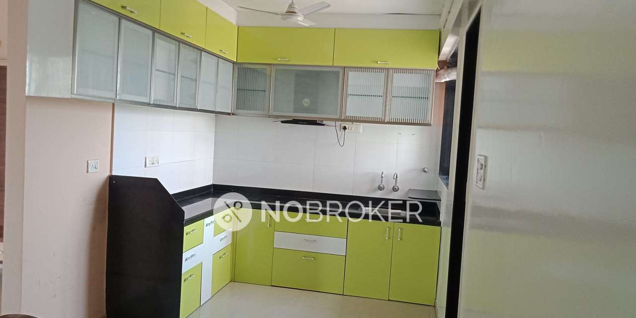 2 BHK Flat In Dreams Elina Building-c Wing Co-op. Housing Society Limited for Rent  In Hadapsar