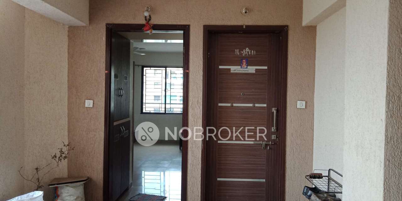 2 BHK Flat In Dreams Elina Building-c Wing Co-op. Housing Society Limited for Rent  In Hadapsar