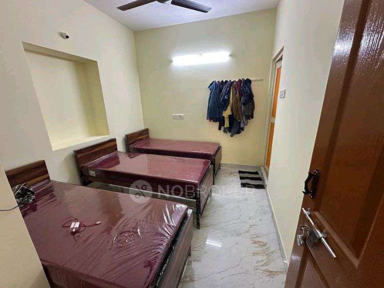 PG for Boys in Egattur 