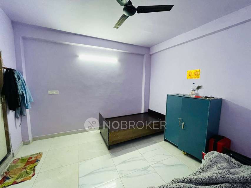 1 RK Flat for Rent  In Sector 32