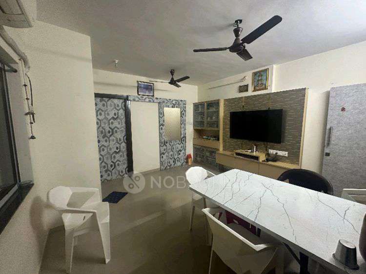 2 BHK Flat In Aakruti Aashvi Apartment For Sale  In Mulund West