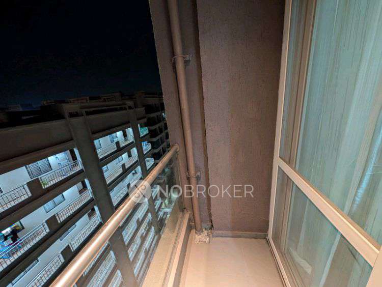 1 RK Flat In Neon Hometels for Rent  In Viman Nagar