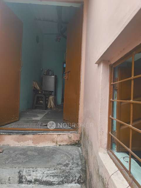 4 BHK House For Sale  In Hafeezpet