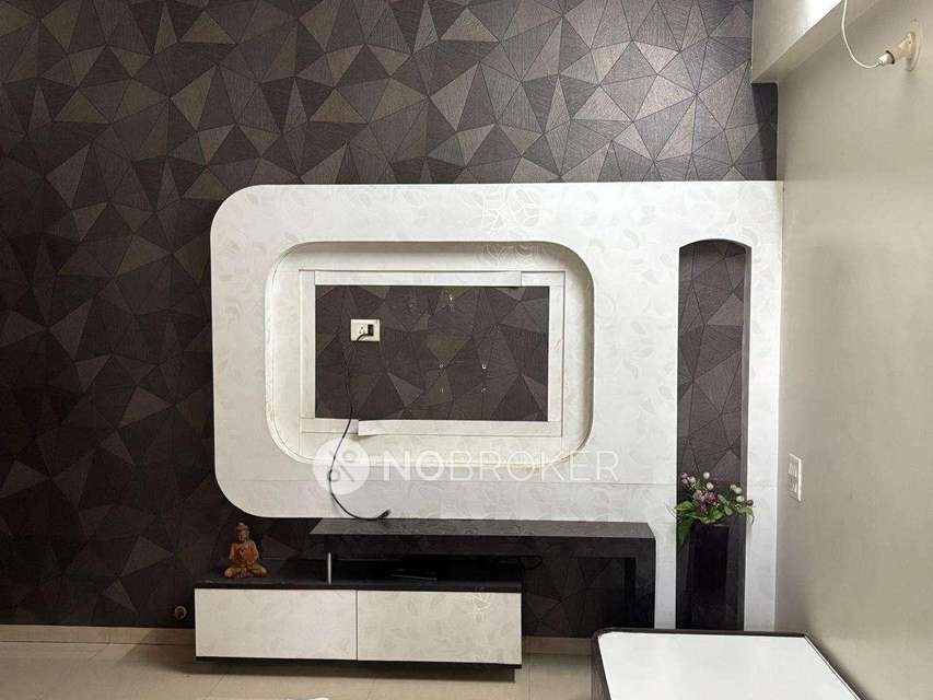 3 BHK Flat In Eisha Empire, Hadapsar for Rent  In Hadapsar