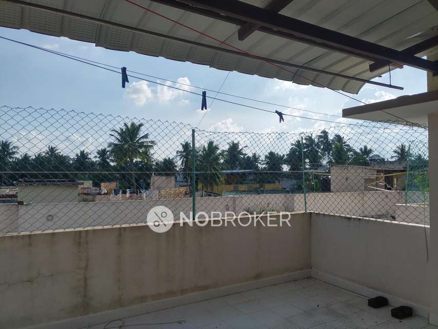 2 BHK Flat In Ambrosia Apartment  For Sale  In  Selaiyur