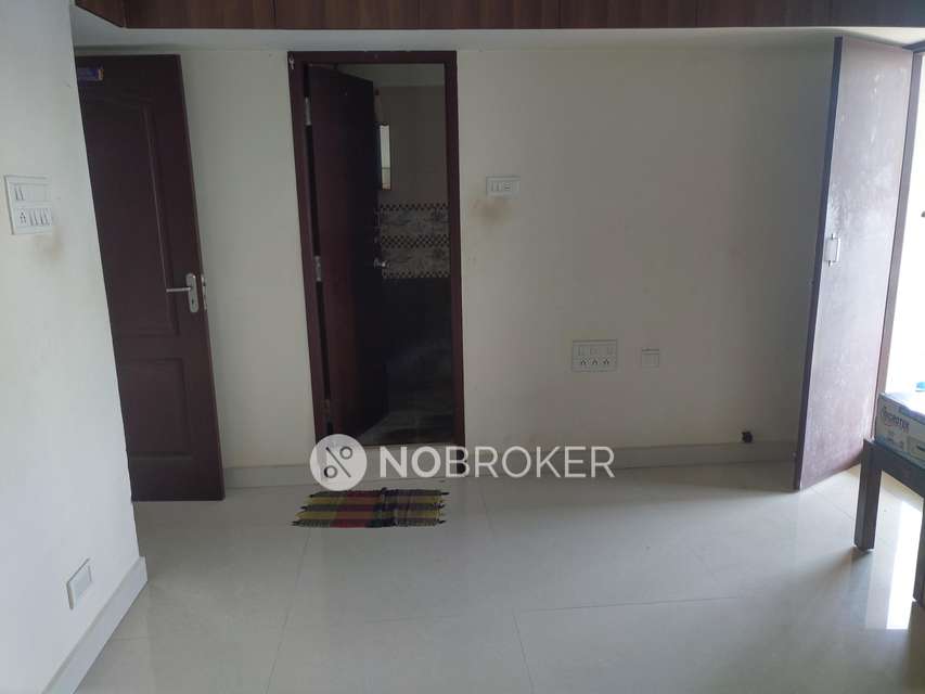 2 BHK Flat In Ambrosia Apartment  For Sale  In  Selaiyur