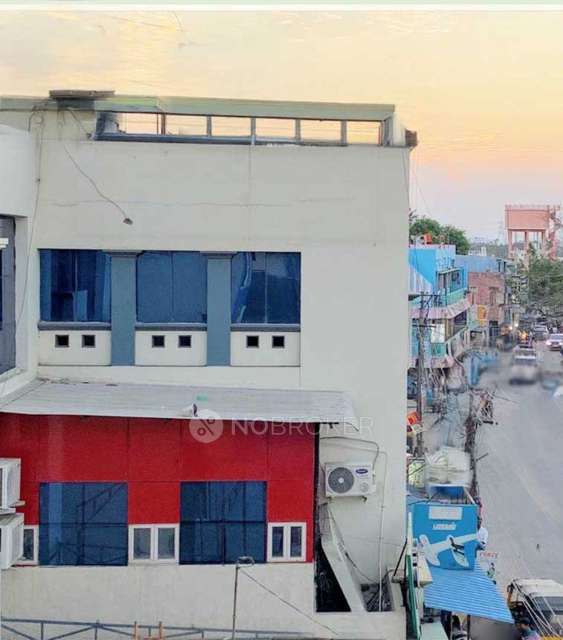 PG for Girls in Navalur