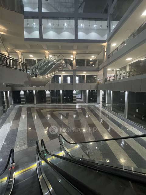 Shop in Ss Highpoint, Gurgaon for Rent 