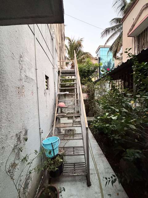 Shared Room for Male In 2 BHK  In Shahunagar, Chinchwad