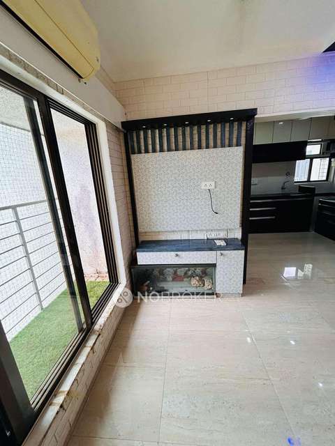 2 BHK Flat In Kings Empire Heights  For Sale  In Bhandup East