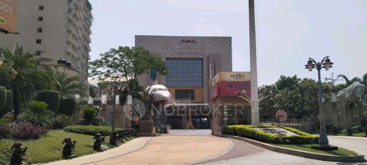 Shop in Raj Nagar Extension, Ghaziabad for sale