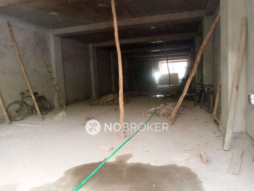 Industrial Building in Udyog Nagar, Delhi for sale 