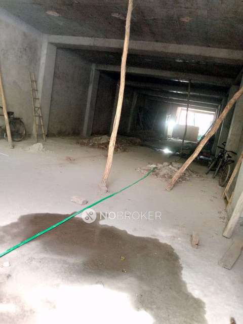 Industrial Building in Udyog Nagar, Delhi for sale 