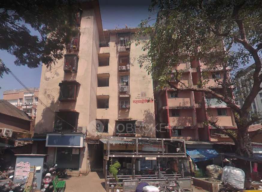 1 RK Flat In Sahyadri Niwas for Rent  In Xr7q+357, Noor Baug, Dongri, Umerkhadi, Mumbai, Maharashtra 400009, India