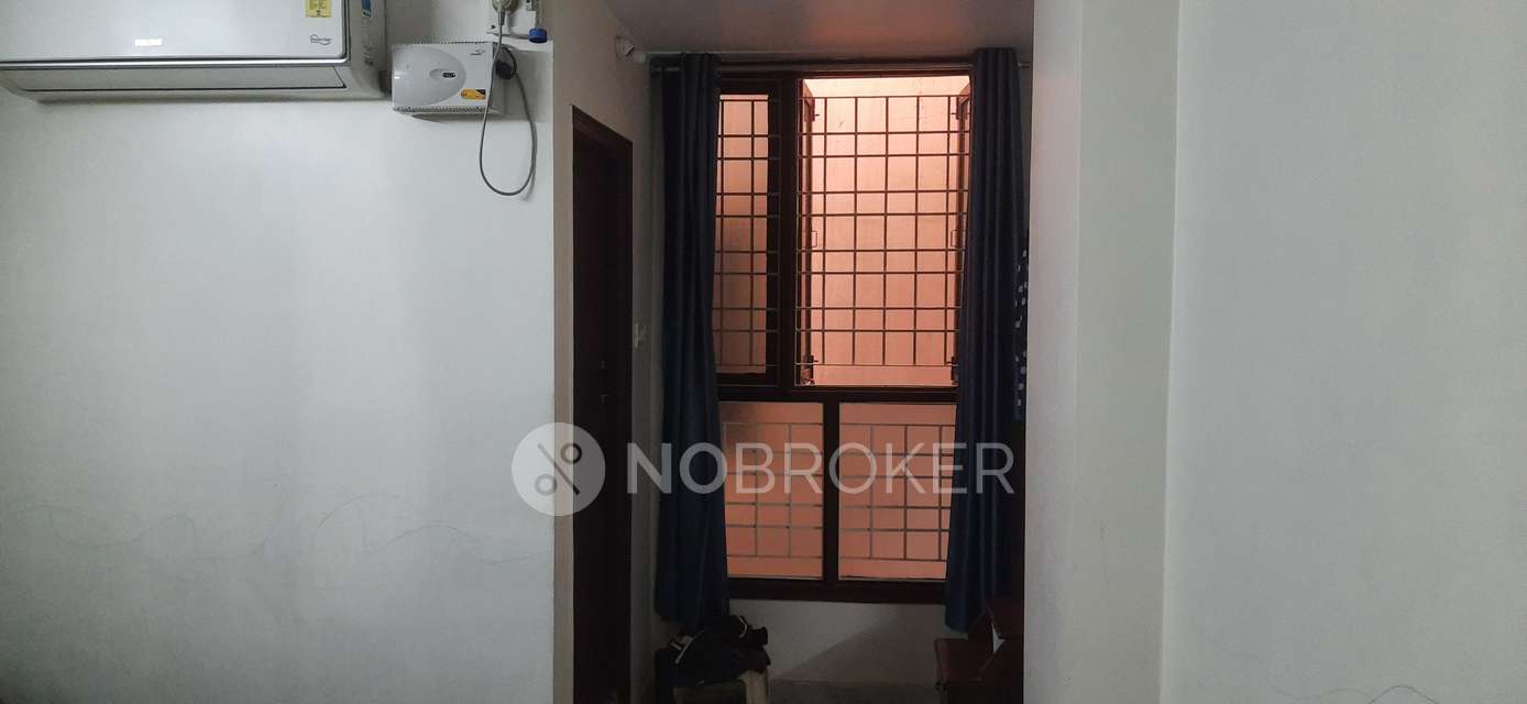 2 BHK Flat In Sri Sai Crystal Residency, Pragathi Nagar For Sale  In Pragathi Nagar