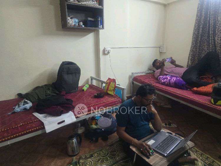 PG for Boys in Somwar Peth