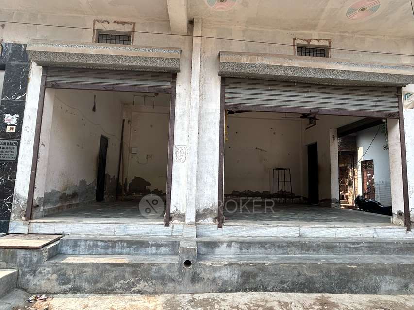 Shop in Faridabad Ismilepur, Faridabad for Rent 