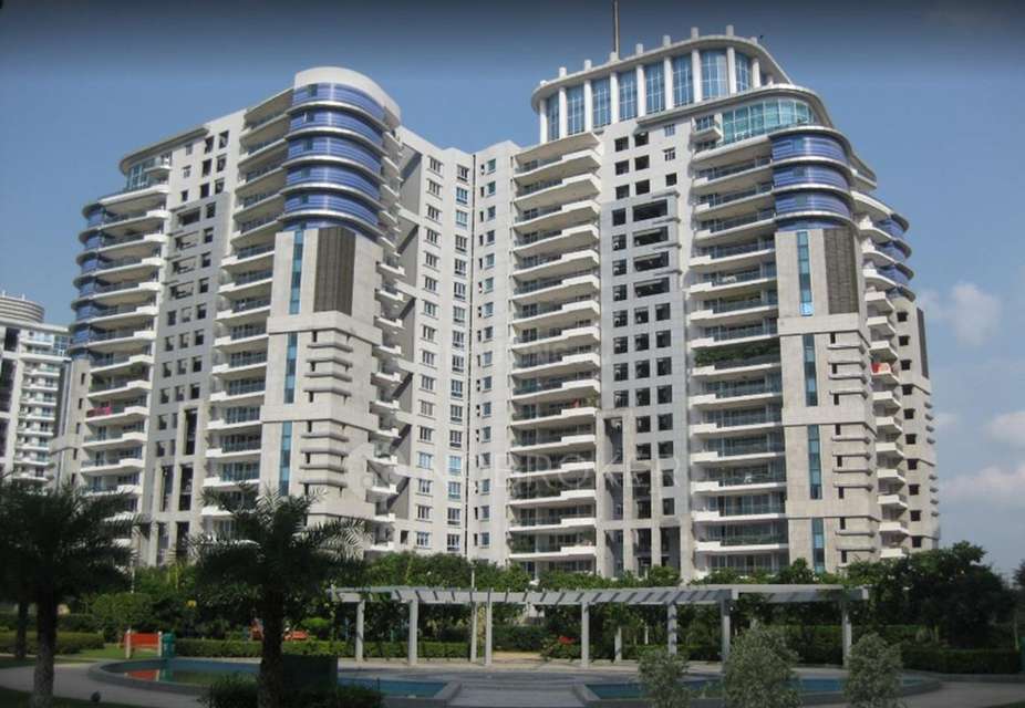 2 BHK Flat In The Icon for Rent  In  Sector 43,