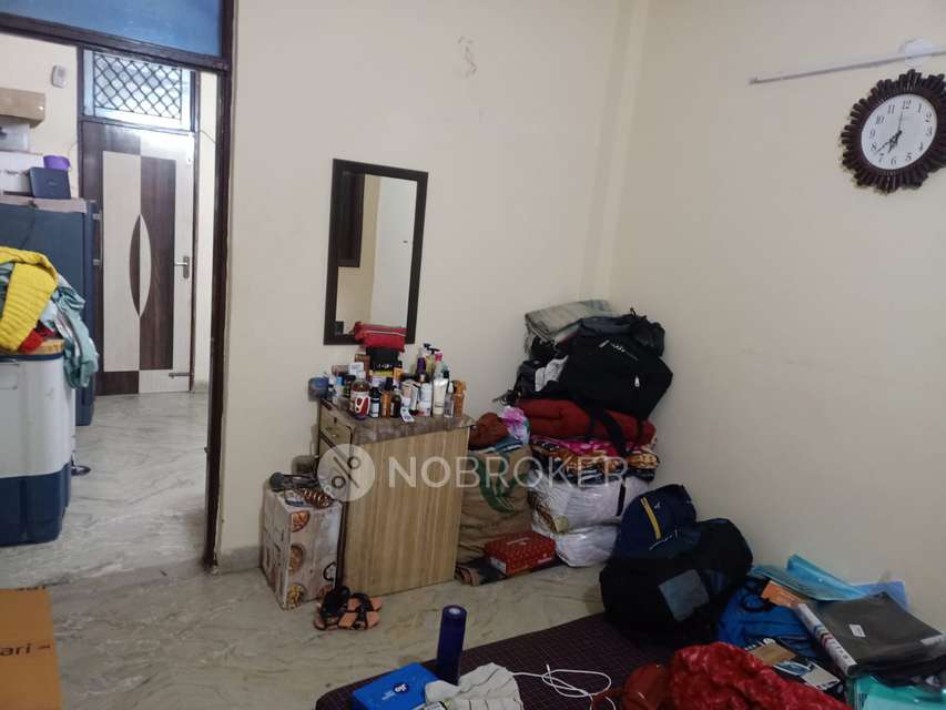 1 BHK Flat In Sb for Rent  In Sector 7