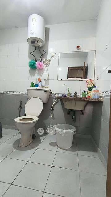 4 BHK Flat In Amrapali Royal For Sale  In  Indirapuram, Ghaziabad