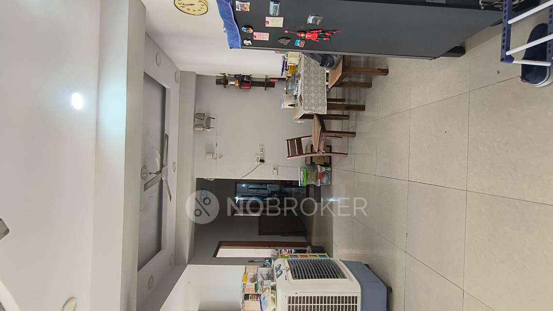 4 BHK Flat In Amrapali Royal For Sale  In  Indirapuram, Ghaziabad