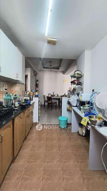 4 BHK Flat In Amrapali Royal For Sale  In  Indirapuram, Ghaziabad