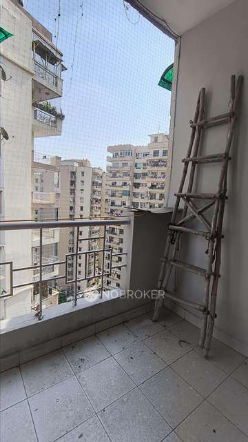 4 BHK Flat In Amrapali Royal For Sale  In  Indirapuram, Ghaziabad