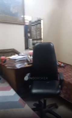 PG for Girls in Shakurpur